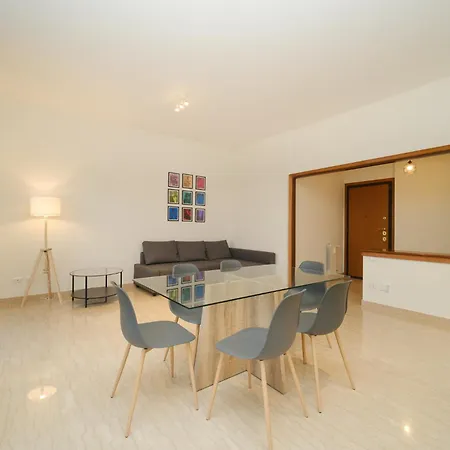 Daire Tiburtina By Buddyrent Roma