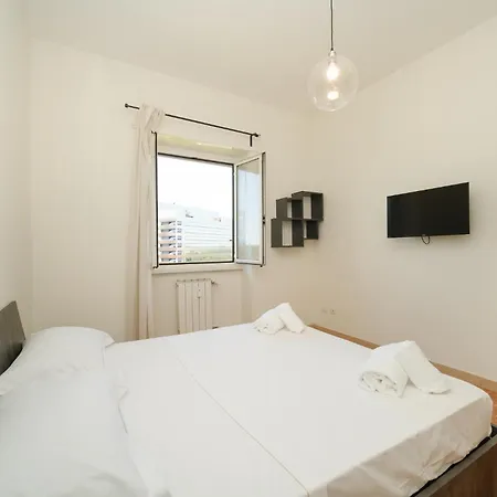 Apartment Tiburtina By Buddyrent *
